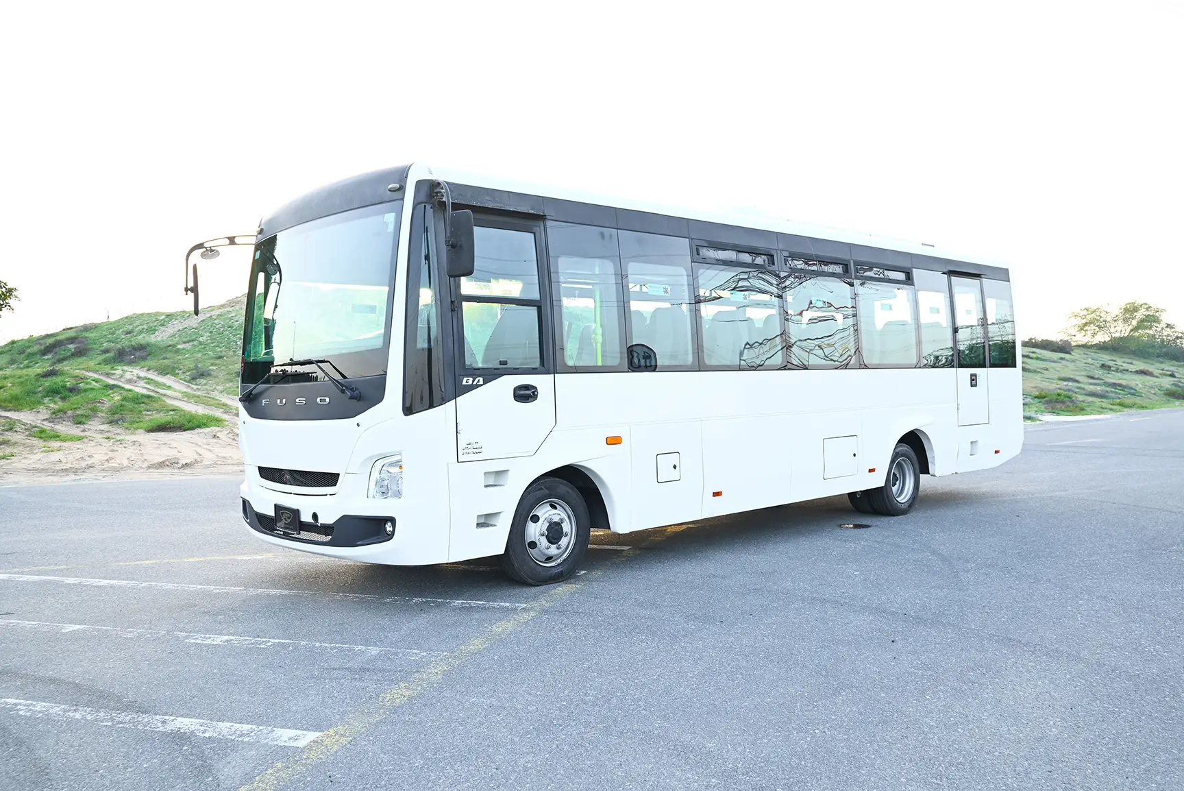 Used 2020 Mitsubishi Fuso BA 37-Seater in White – Left Front Diagonal (45°) View for Sale at First Choice Cars Dubai Sharjah