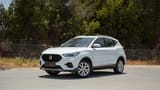Used 2023 MG ZS Comfort in White – Left Front Diagonal (45°) View for Sale at First Choice Cars Dubai Sharjah