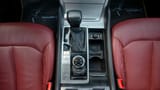 Used 2022 MG RX8 Luxury in White – Center Console & Gear Shifter for Sale at First Choice Cars Dubai Sharjah