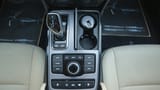 Used 2014 Hyundai Centennial VS500 in Silver – Center Console & Gear Shifter for Sale at First Choice Cars Dubai Sharjah