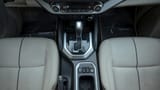 Used 2023 Nissan Xterra Titanium in White – Center Console & Gear Shifter for Sale at First Choice Cars Dubai Sharjah