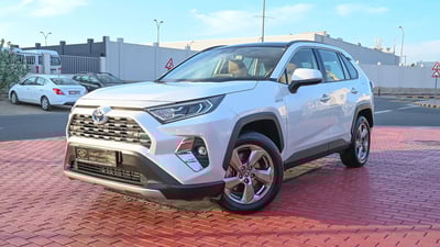 Used 2019 Toyota RAV4 VXR White – Left Front Diagonal (45°) View at First Choice Cars Sharjah