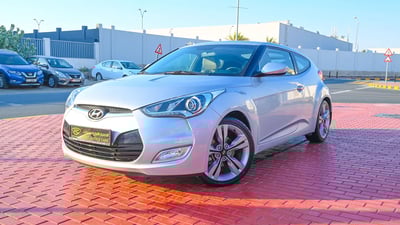 Used 2015 Hyundai Veloster GL Silver – Left Front Diagonal (45°) View at First Choice Cars Sharjah