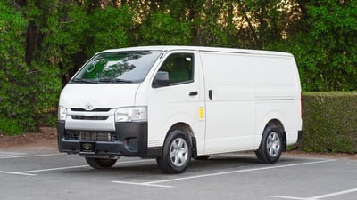 Used 2022 Toyota Hiace GL Standard Roof White – Left Front Diagonal (45°) View at First Choice Cars Sharjah