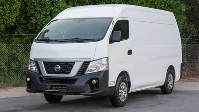 Used 2022 Nissan Urvan High Roof White – Left Front Diagonal (45°) View at First Choice Cars Sharjah