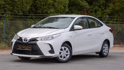 Used 2022 Toyota Yaris E White – Left Front Diagonal (45°) View at First Choice Cars Sharjah