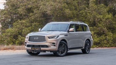 Used 2023 Infiniti QX80 Luxury Gold – Left Front Diagonal (45°) View at First Choice Cars Sharjah