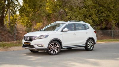 Used 2022 MG RX5 Luxury White – Left Front Diagonal (45°) View at First Choice Cars Sharjah