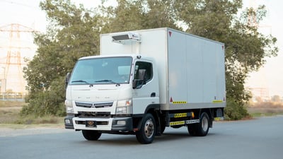 Used 2020 Mitsubishi Canter Chiller Box White – Left Front Diagonal (45°) View at First Choice Cars Sharjah