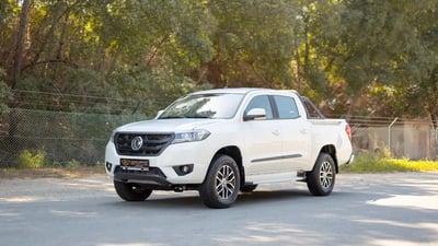 Used 2024 Dongfeng RICH 6 Double Cabin in White – Left Front Diagonal (45°) View for Sale at First Choice Cars Dubai Sharjah