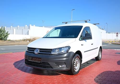 Used 2016 Volkswagen Caddy Delivery Van White – Left Front Diagonal (45°) View at First Choice Cars Sharjah