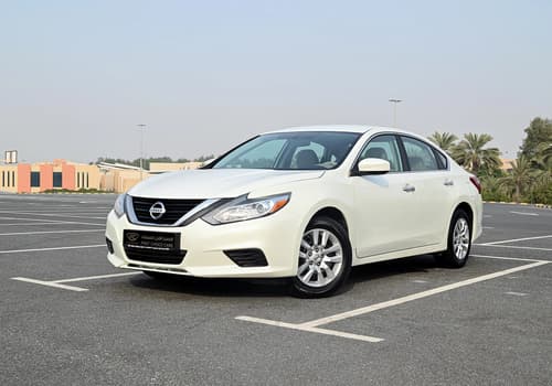 Used 2018 Nissan Altima S White – Left Front Diagonal (45°) View at First Choice Cars Sharjah