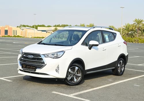 Used 2023 JAC S3 Luxury White – Left Front Diagonal (45°) View at First Choice Cars Sharjah