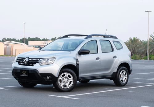 Used 2020 Renault Duster SE Silver – Left Front Diagonal (45°) View at First Choice Cars Sharjah