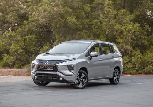 Used 2022 Mitsubishi Xpander GLS Silver – Left Front Diagonal (45°) View at First Choice Cars Sharjah