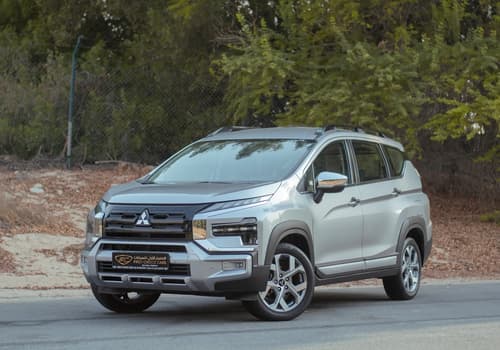 Used 2024 Mitsubishi Xpander Cross Premium Silver – Left Front Diagonal (45°) View at First Choice Cars Sharjah