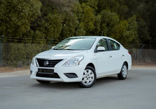 Used 2022 Nissan Sunny SV White – Left Front Diagonal (45°) View at First Choice Cars Sharjah