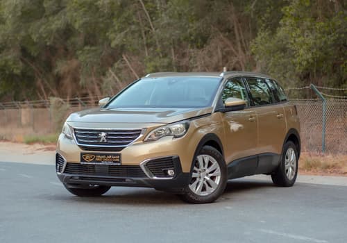 Used 2019 Peugeot 5008 Active Gold – Left Front Diagonal (45°) View at First Choice Cars Sharjah