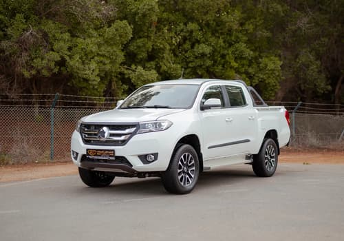 Used 2025 DongFeng Rich 6 Double Cabin White – Left Front Diagonal (45°) View at First Choice Cars Sharjah