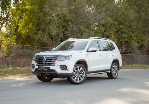 Used 2022 MG RX8 Luxury in White – Left Front Diagonal (45°) View for Sale at First Choice Cars Dubai Sharjah