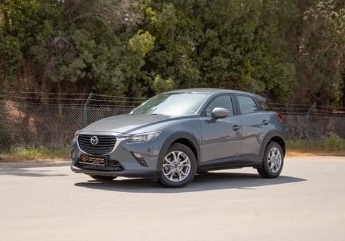 Used 2023 Mazda CX-3 GS in Grey – Left Front Diagonal (45°) View for Sale at First Choice Cars Dubai Sharjah