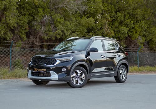 Used 2024 Kia Sonet EX in Black – Left Front Diagonal (45°) View for Sale at First Choice Cars Dubai Sharjah