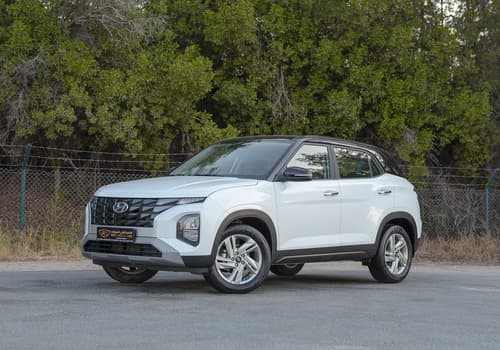 Used 2025 Hyundai Creta Smart in White – Left Front Diagonal (45°) View for Sale at First Choice Cars Dubai Sharjah