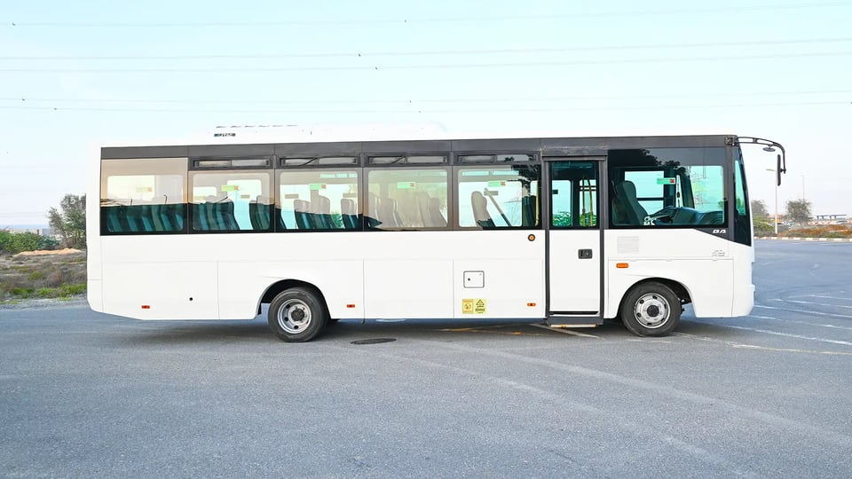 Used 2020 Mitsubishi Fuso BA 37-Seater in White – Right Side View for Sale at First Choice Cars Dubai Sharjah