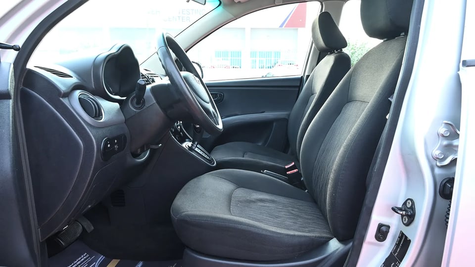Used 2015 Hyundai i10 GL Silver – Front Driver Side Cabin View at First Choice Cars Sharjah
