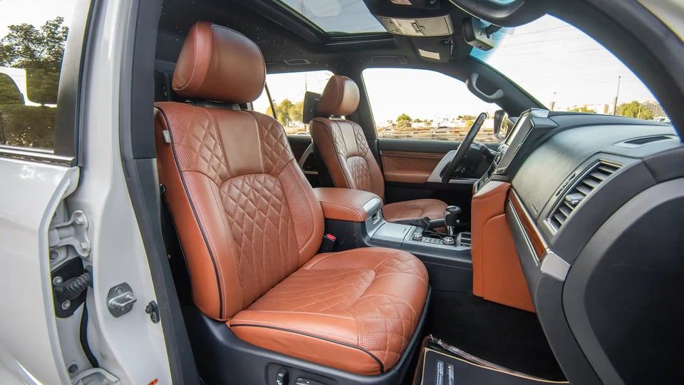 Used 2016 Toyota Land Cruiser GXR in White – Front Passenger Side Cabin View for Sale at First Choice Cars Dubai Sharjah