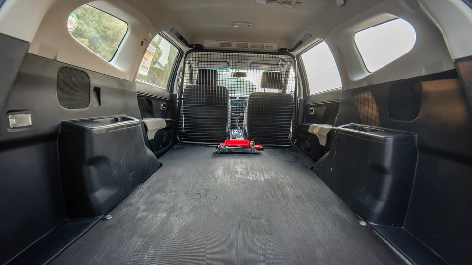 Used 2023 Toyota Rush EX in White – Delivery Box Rear Opening View for Sale at First Choice Cars Dubai Sharjah