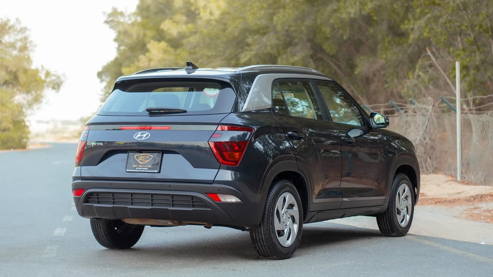 Used 2022 Hyundai Creta Smart in Blue – Right Back Diagonal (45°) View for Sale at First Choice Cars Dubai Sharjah