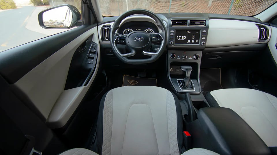 Used 2022 Hyundai Creta Smart in Blue – Steering Wheel & Instrument Cluster for Sale at First Choice Cars Dubai Sharjah