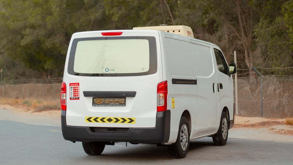 Used 2021 Nissan Urvan Standard Roof in White – Right Back Diagonal (45°) View for Sale at First Choice Cars Dubai Sharjah