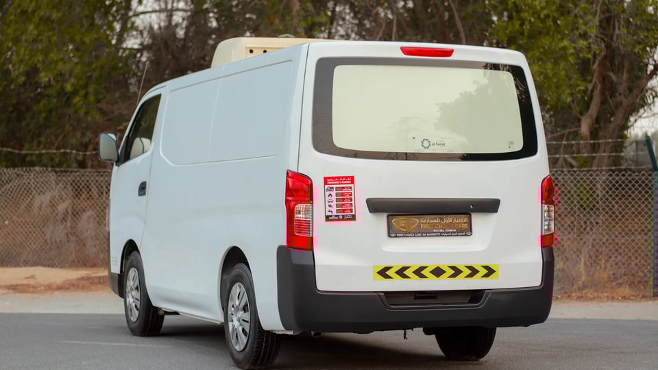 Used 2021 Nissan Urvan Standard Roof in White – Left Back Diagonal (45°) View for Sale at First Choice Cars Dubai Sharjah