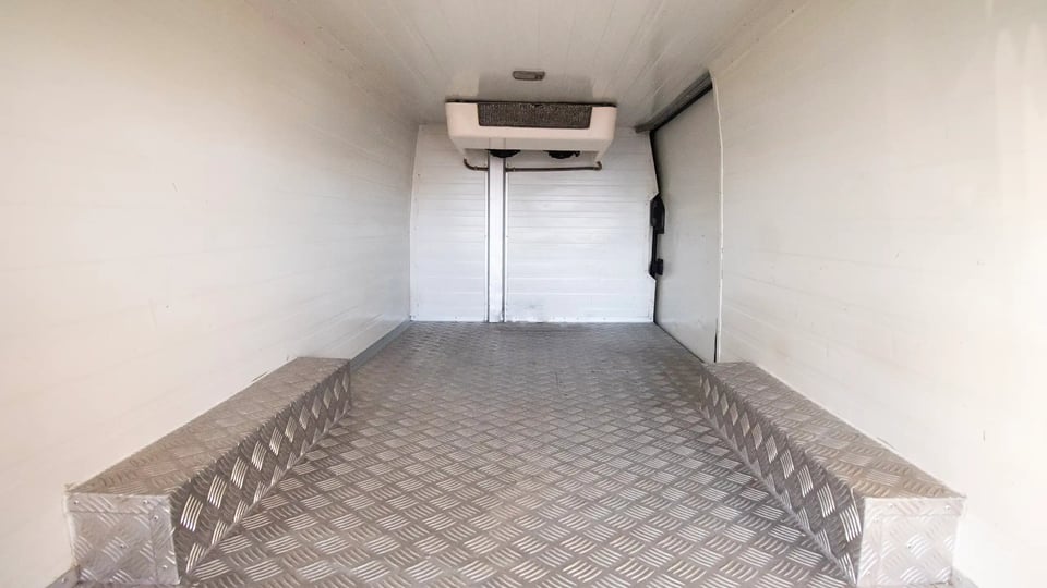Used 2021 Nissan Urvan Standard Roof in White – Delivery Box Rear Opening View for Sale at First Choice Cars Dubai Sharjah
