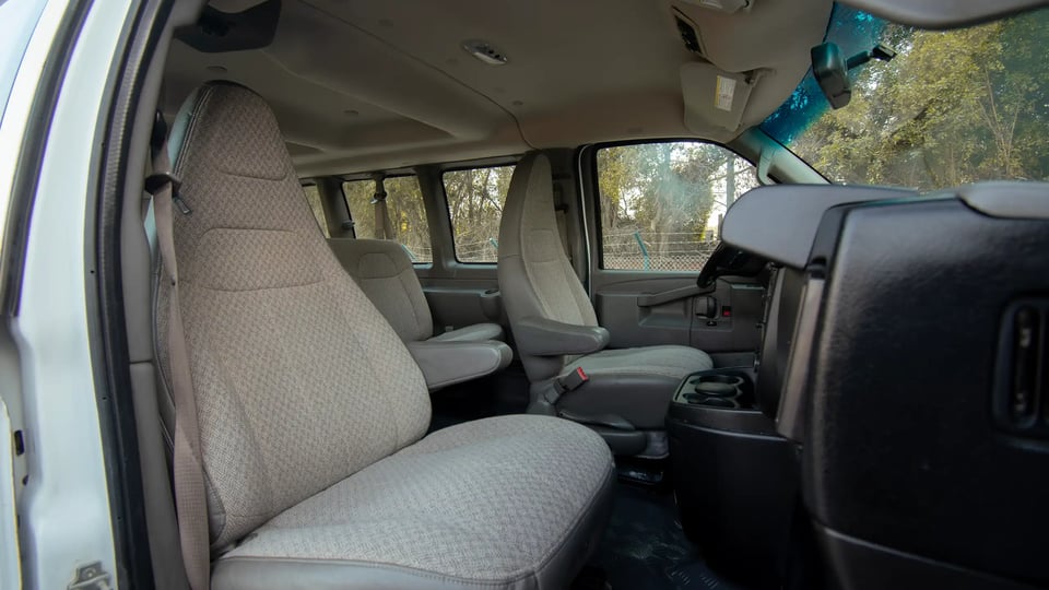 Used 2019 GMC Savana 3500 in White – Front Passenger Side Cabin View for Sale at First Choice Cars Dubai Sharjah