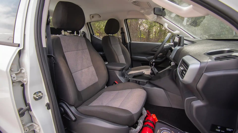 Used 2023 Peugeot Landtrek Double Cabin in White – Front Passenger Side Cabin View for Sale at First Choice Cars Dubai Sharjah