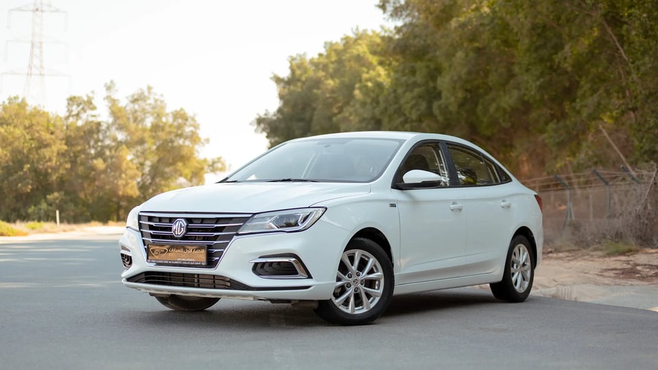 Used 2022 MG 5 Comfort White – Left Front Diagonal (45°) View at First Choice Cars Sharjah