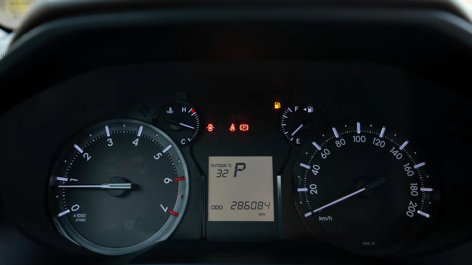 Used 2022 Toyota Prado GXR in White – Odometer / Mileage Reading View for Sale at First Choice Cars Dubai Sharjah