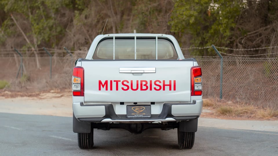 Used 2020 Mitsubishi L200 GLX Double Cabin White – Back/Rear View at First Choice Cars Sharjah