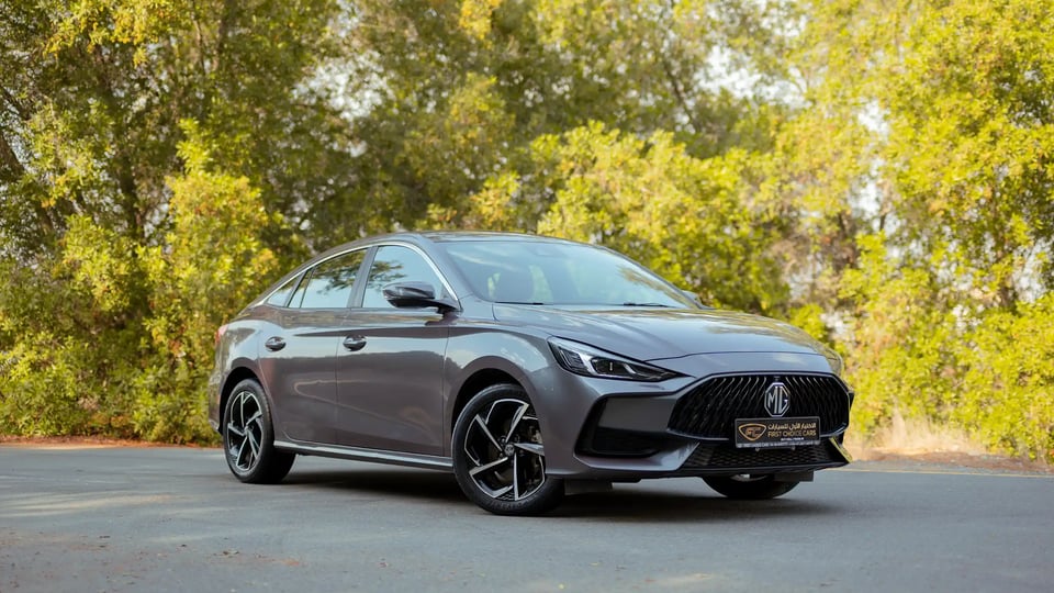 Used 2022 MG GT Luxury Grey – Right Front Diagonal (45°) View at First Choice Cars Sharjah