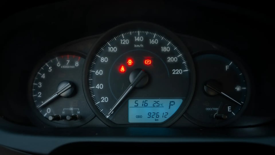 Used 2022 Toyota Yaris E in Silver – Odometer / Mileage Reading View for Sale at First Choice Cars Dubai Sharjah