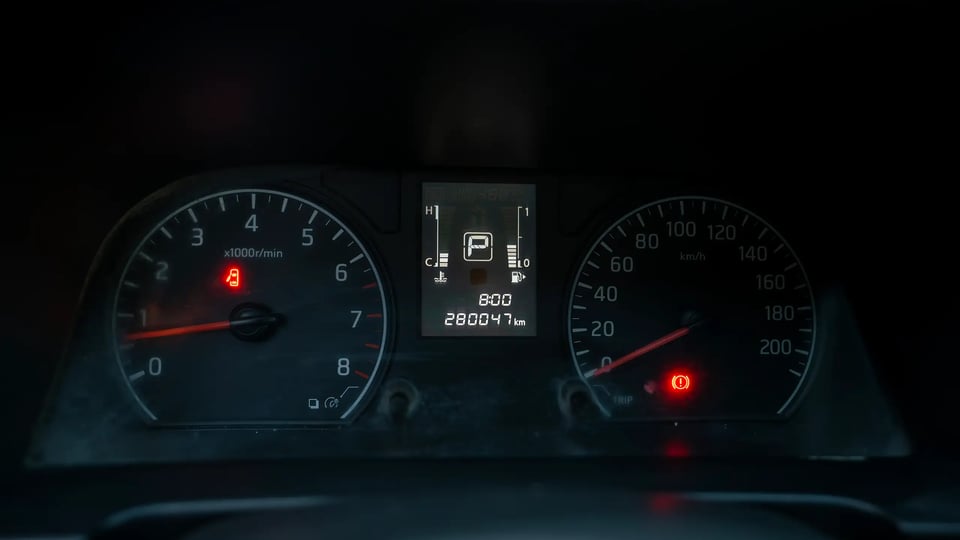 Used 2022 Nissan Urvan High Roof in White – Odometer / Mileage Reading View for Sale at First Choice Cars Dubai Sharjah