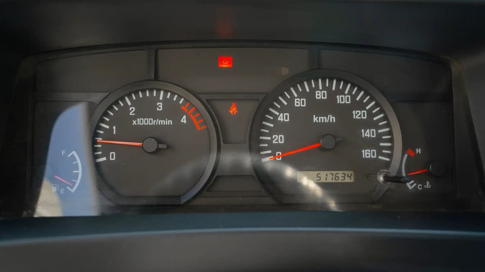 Used 2017 Isuzu NPR Recovery in White – Odometer / Mileage Reading View for Sale at First Choice Cars Dubai Sharjah