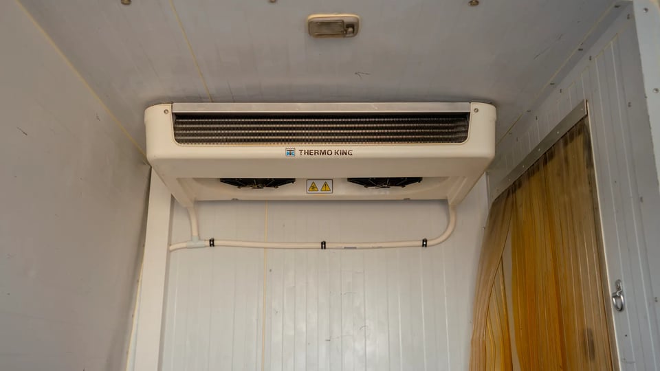 Used 2020 Nissan Urvan Standard Roof in White – Freezer Cooling Unit View for Sale at First Choice Cars Dubai Sharjah