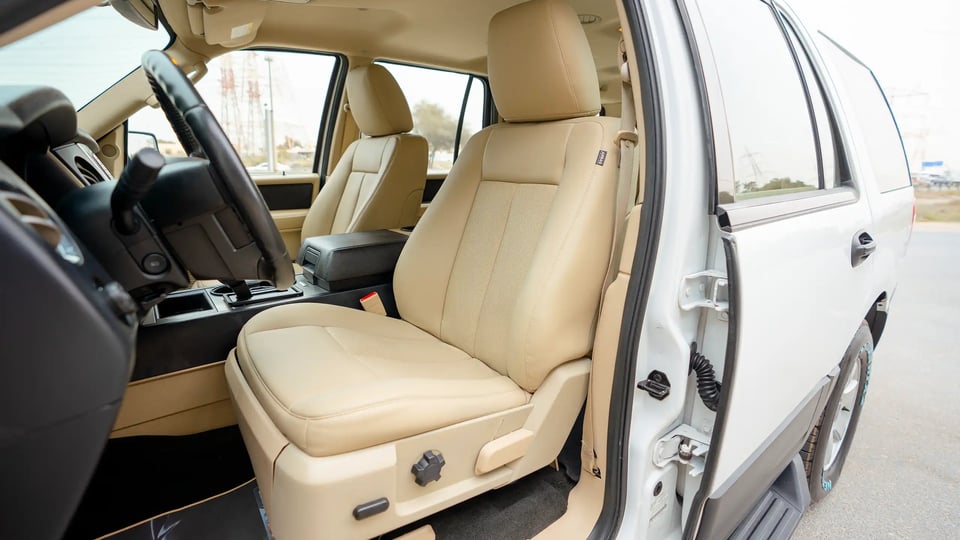 Used 2017 Ford Expedition XLT in White – Front Driver Side Cabin View for Sale at First Choice Cars Dubai Sharjah