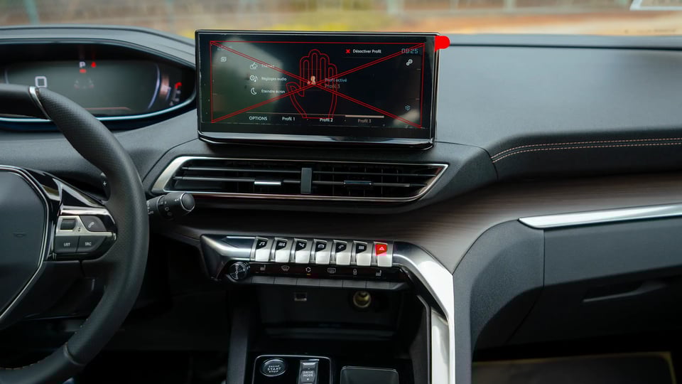 Used 2024 Peugeot 3008 GT in Black – Infotainment / Touchscreen System for Sale at First Choice Cars Dubai Sharjah