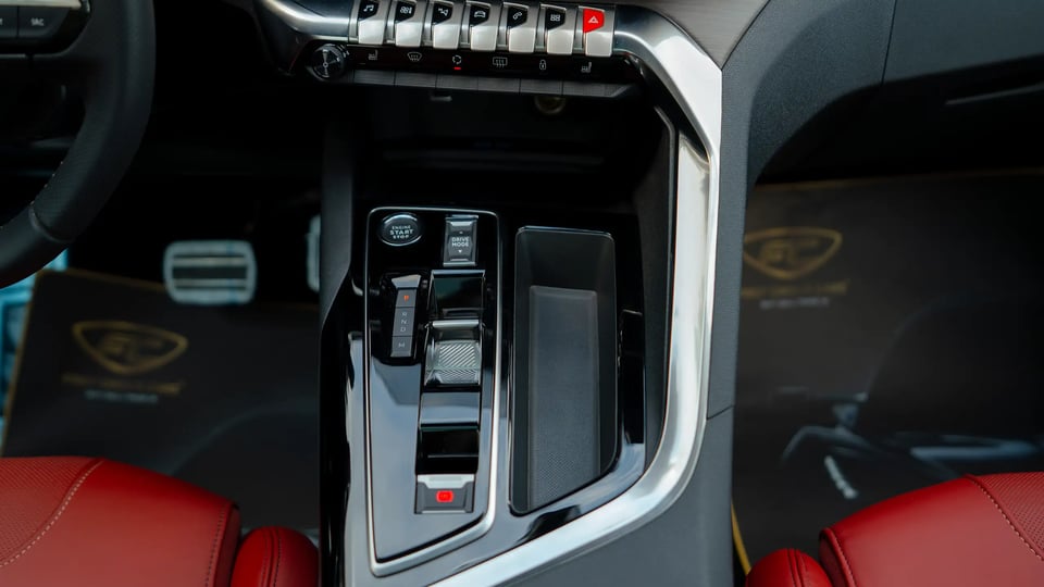 Used 2024 Peugeot 3008 GT in Black – Center Console & Gear Shifter for Sale at First Choice Cars Dubai Sharjah