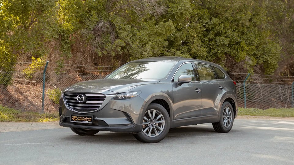 Used 2020 Mazda CX-9 GT in Grey – Left Front Diagonal (45°) View for Sale at First Choice Cars Dubai Sharjah